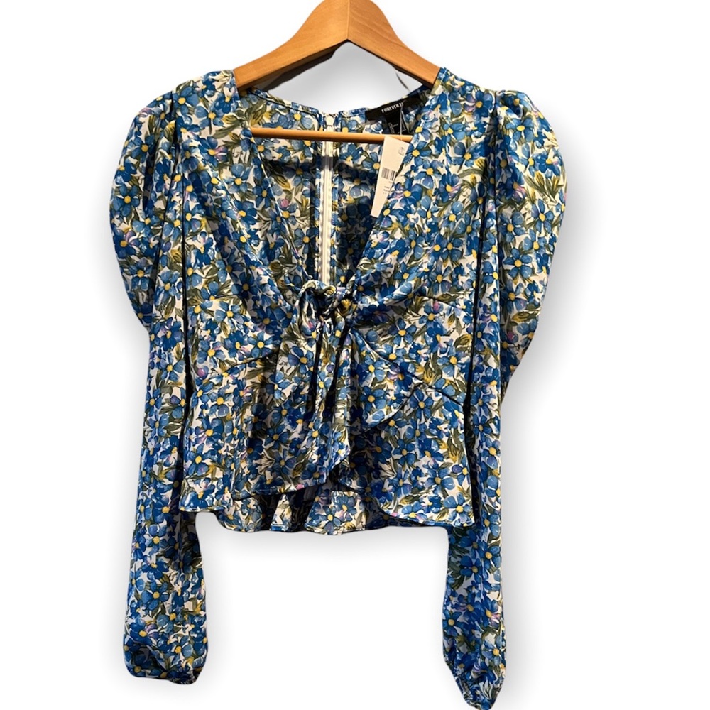 Forever 21 Floral Cropped Blouse, NWT